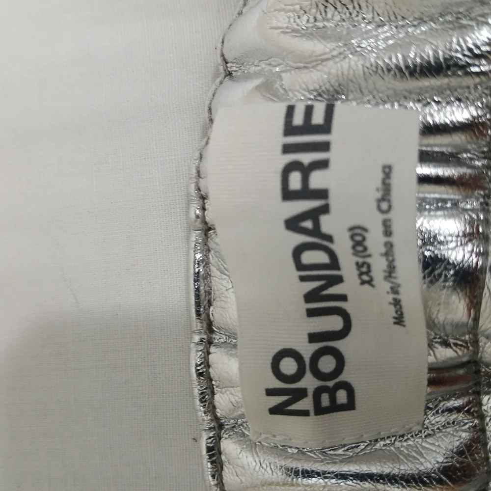 NEW No Boundaries Silver Wide Leg Cargo Pants Women's Size XXS (00)